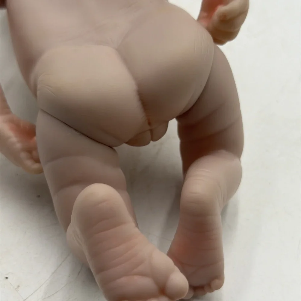 Full Body Silicone Baby Girl Reborn Baby Doll Accurate Model